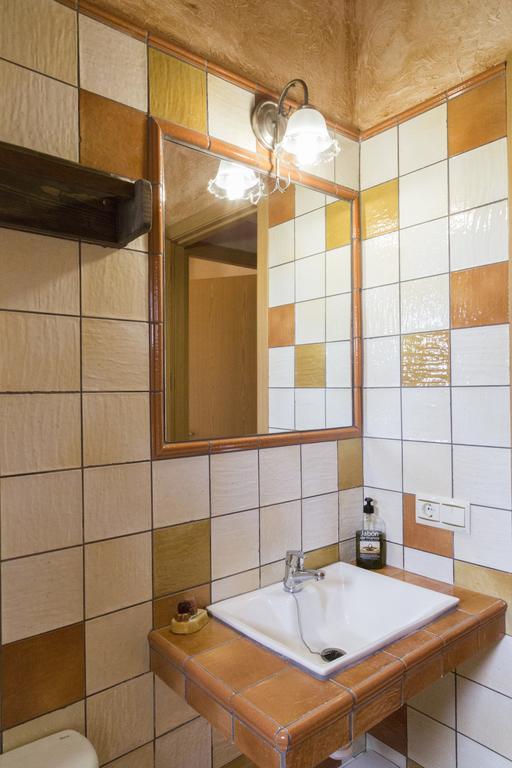 Casa La Tora Guest House Deltebre Luaran gambar